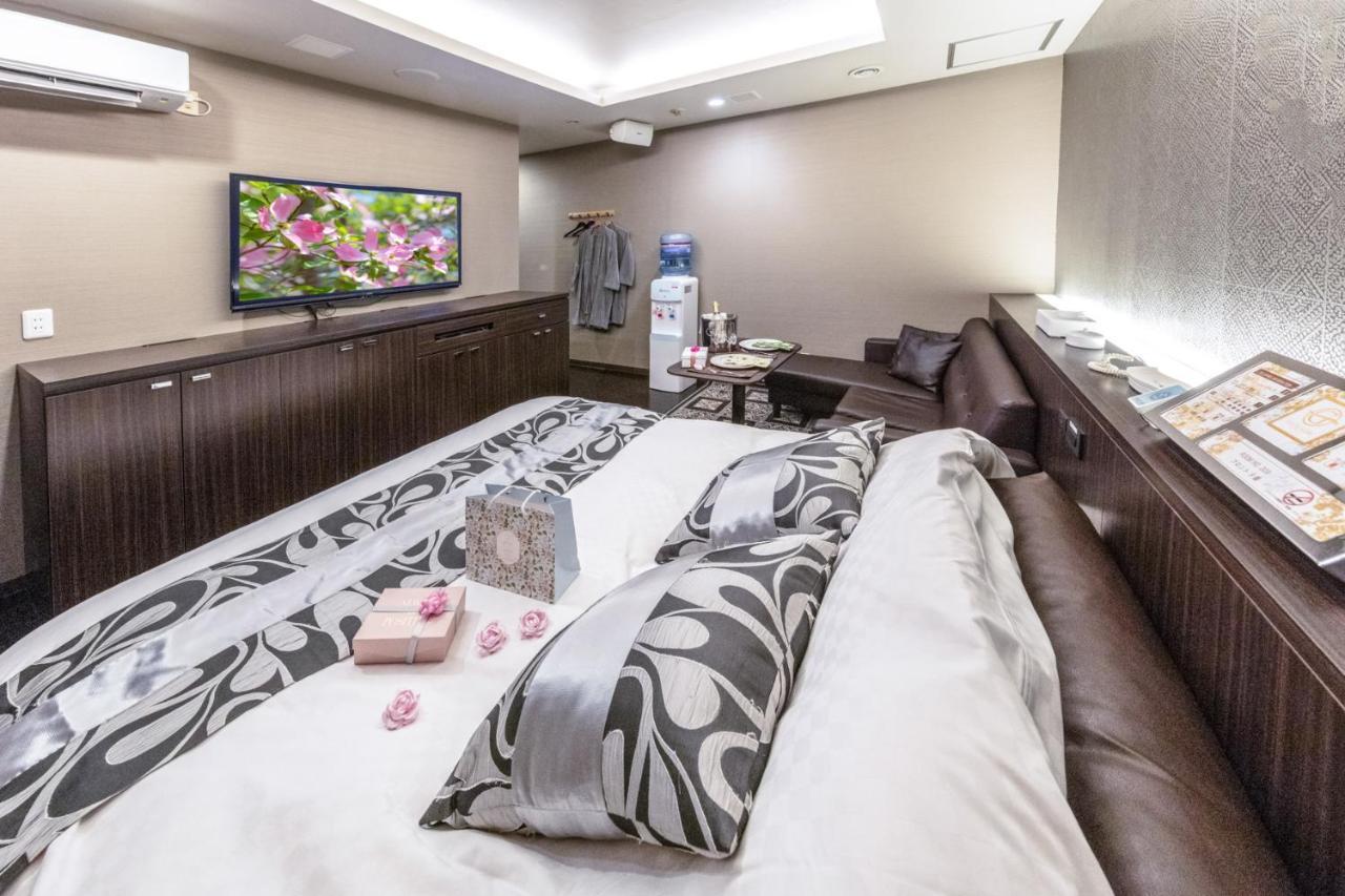 Hotel Ｇem (Adults Only) Сендай Екстериор снимка
